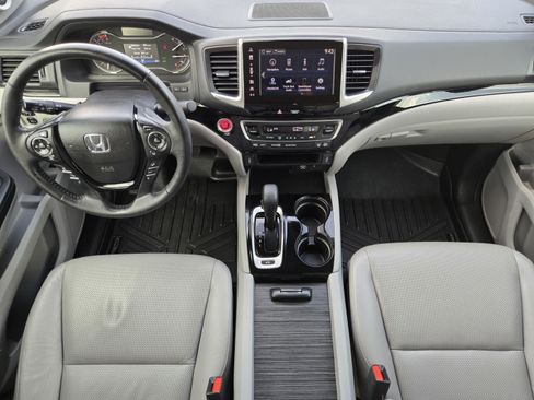Used 2018 Honda Ridgeline RTL-E image 21