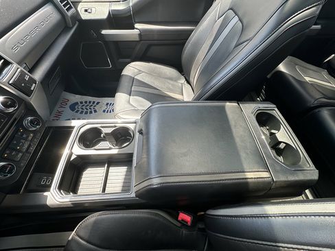 Used 2018 Ford F350 Platinum w/ Platinum Ultimate Package AWD/4WD image 8