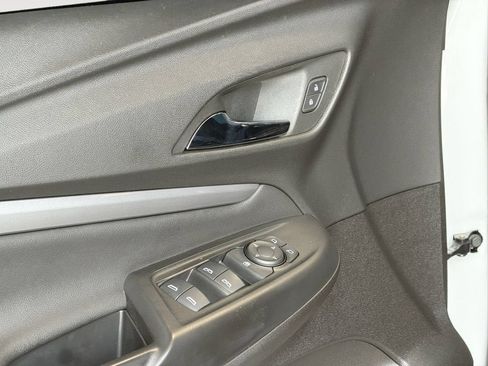 Used 2023 Chevrolet Bolt EUV Premier w/ Sun & Sound Package FWD image 21