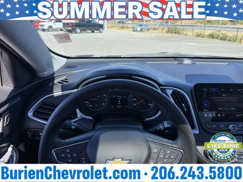 Used 2024 Chevrolet Malibu LT FWD image 13