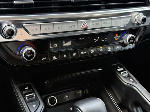 Used 2022 Kia Telluride SX FWD image 18