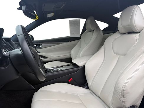 Used 2019 INFINITI Q60 3.0t Luxe image 9