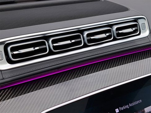 Used 2024 Mercedes-Benz S 63 AMG S w/ Carbon Fiber Exterior Package image 30