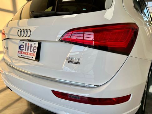Used 2017 Audi Q5 2.0T Premium Plus w/ Technology Package image 12