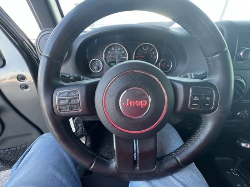 Used 2018 Jeep Wrangler Sport image 19