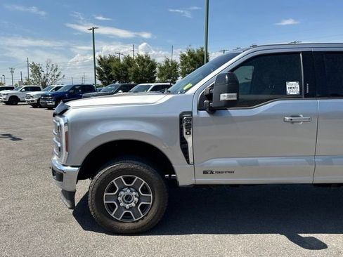 Used 2024 Ford F250 Lariat AWD/4WD image 13