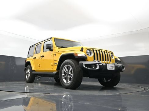 Used 2021 Jeep Wrangler Unlimited Sahara AWD/4WD image 27