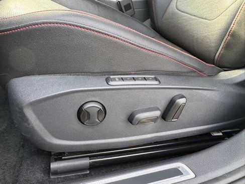 Used 2024 Volkswagen Jetta GLI Autobahn w/ GLI Black Package image 20