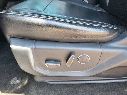 Used 2017 Ford F350 Lariat w/ Lariat Ultimate Package AWD/4WD image 16