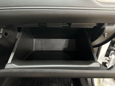 Used 2023 GMC Acadia SLE w/ Driver Convenience Package image 28