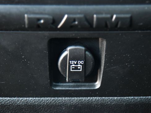 Used 2023 RAM 1500 Warlock AWD/4WD image 37