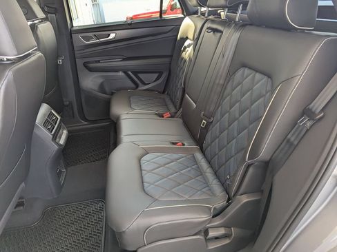New 2026 Volkswagen Atlas Cross Sport SEL Premium R-Line AWD/4WD image 30