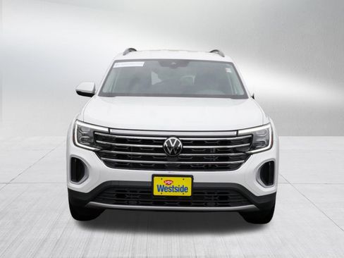 Certified 2026 Volkswagen Atlas SE AWD/4WD image 2