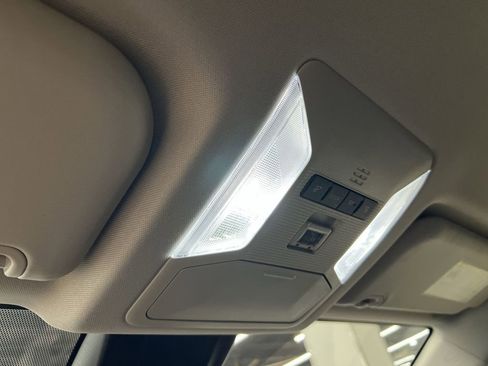 Used 2024 Toyota RAV4 LE image 31