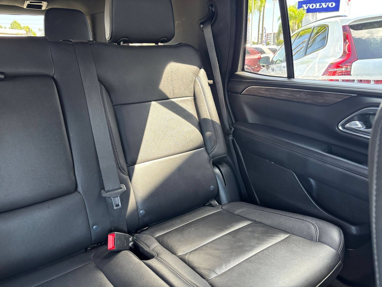 Used 2023 Chevrolet Tahoe LT w/ Luxury Package RWD image 40
