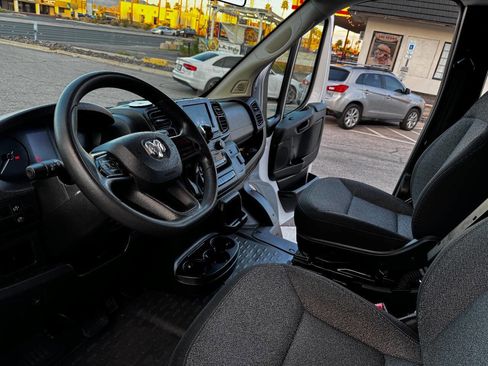 Used 2023 RAM ProMaster 2500 image 28