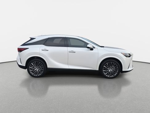 Used 2024 Lexus RX 350 w/ Luxury Package image 4