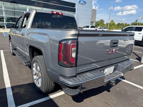 Used 2017 GMC Sierra 1500 SLT w/ SLT Premium Package AWD/4WD image 3