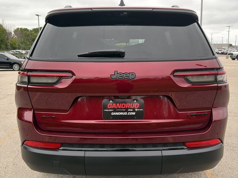 New 2025 Jeep Grand Cherokee L Limited w/ Luxury Tech Group II image 7