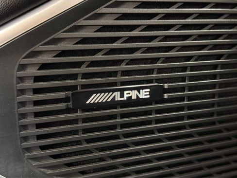 Used 2024 Jeep Wagoneer Series II AWD/4WD image 18