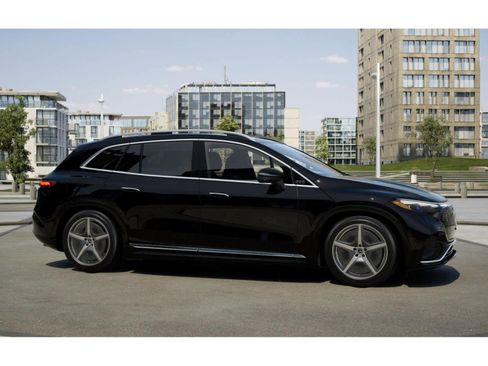 New 2026 Mercedes-Benz EQS 400 4MATIC SUV image 14