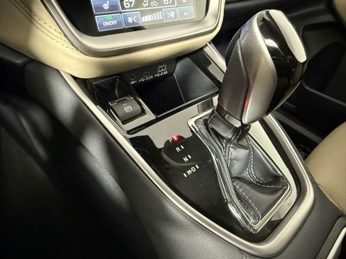 Used 2025 Subaru Outback Limited XT w/ Popular Package #2 image 26