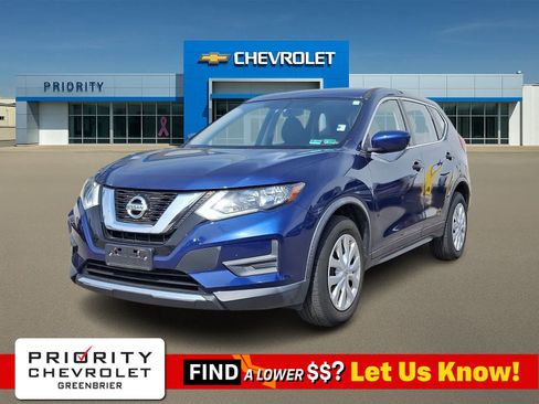Used 2017 Nissan Rogue S AWD/4WD image 1