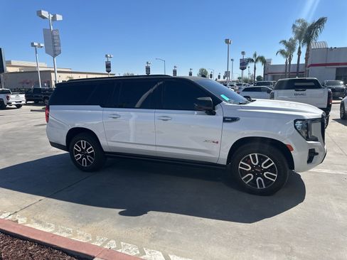 Used 2023 GMC Yukon XL AT4 w/ AT4 Premium Plus Package image 2