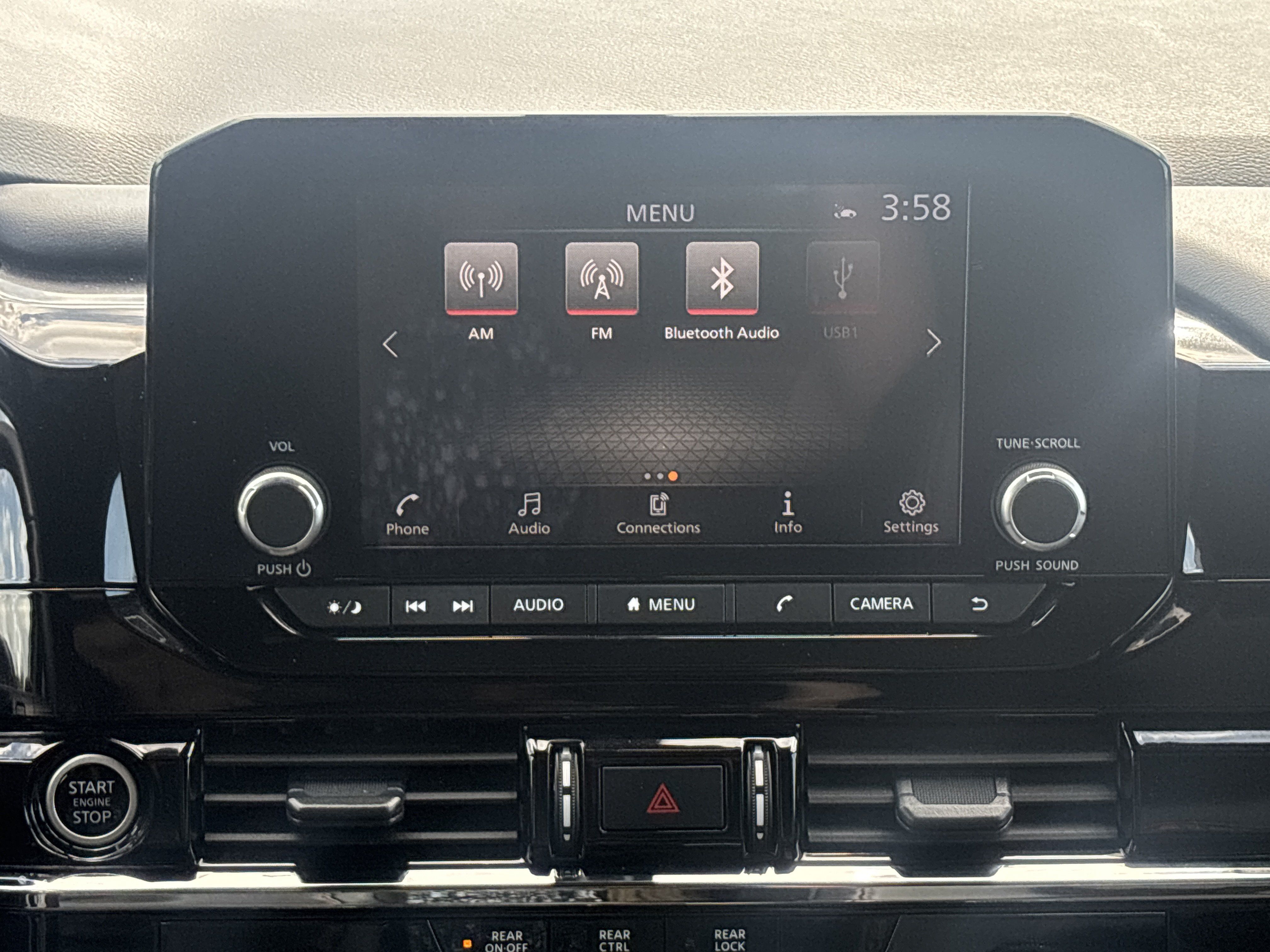 Used 2024 Nissan Pathfinder Rock Creek AWD/4WD image 9