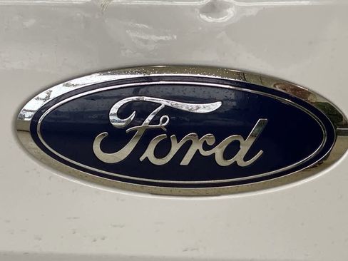 Used 2018 Ford F150 XLT w/ Equipment Group 301A Mid AWD/4WD image 10