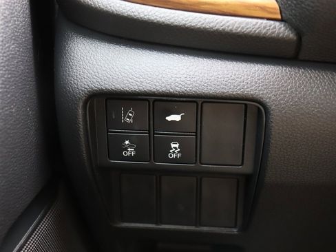 Used 2017 Honda CR-V Touring image 30