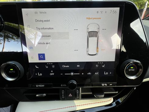 Used 2024 Lexus NX 250 FWD image 24