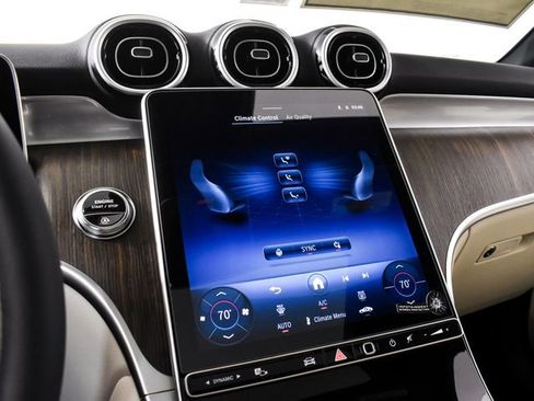 New 2026 Mercedes-Benz GLC 300 image 28