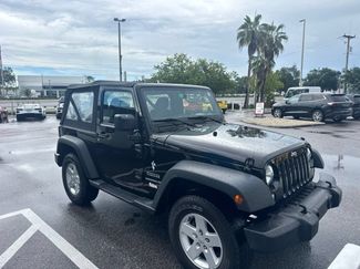 Used 2017 Jeep Wrangler Sport w/ Connectivity Group AWD/4WD video 1