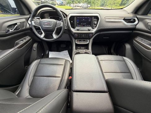 Used 2023 GMC Acadia SLT AWD/4WD image 19