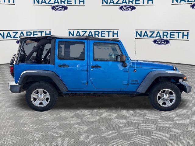 Used 2016 Jeep Wrangler Unlimited Sport w/ Connectivity Group AWD/4WD image 7
