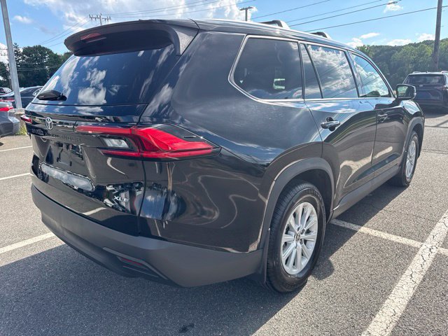 Used 2024 Toyota Grand Highlander AWD image 8