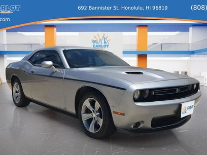 Used 2016 Dodge Challenger SXT