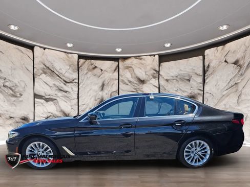 Used 2023 BMW 530i xDrive w/ Convenience Package AWD/4WD image 5
