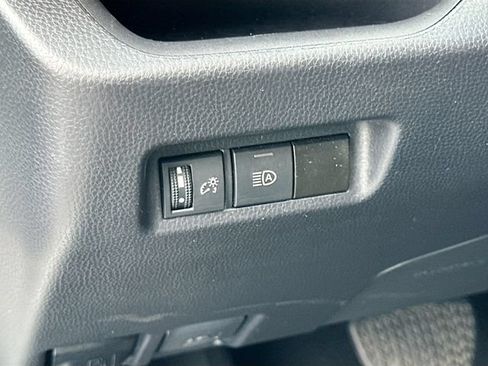 Used 2024 Toyota RAV4 XLE FWD image 10