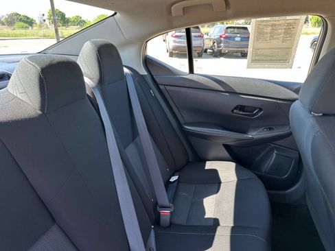Used 2025 Nissan Sentra SV FWD image 36