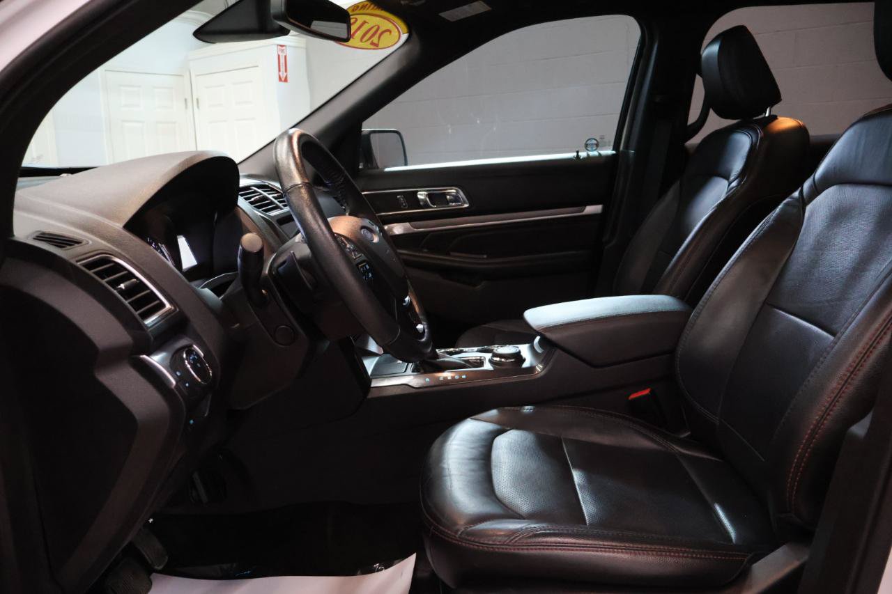 Used 2018 Ford Explorer Sport AWD/4WD image 9