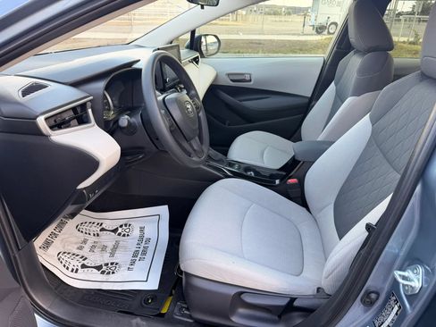 Used 2022 Toyota Corolla LE FWD image 17