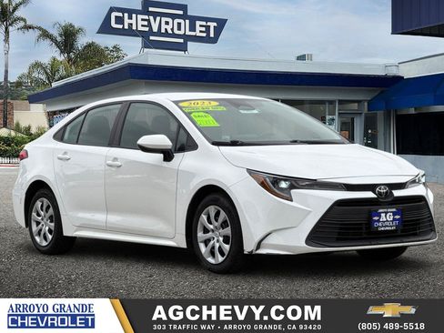 Used 2023 Toyota Corolla LE FWD image 1