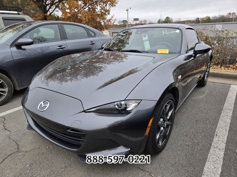 Used 2019 MAZDA MX-5 Miata RF Grand Touring image 10
