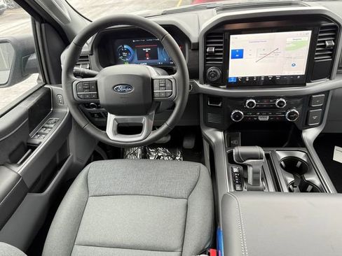 New 2025 Ford F150 Lightning XLT image 12