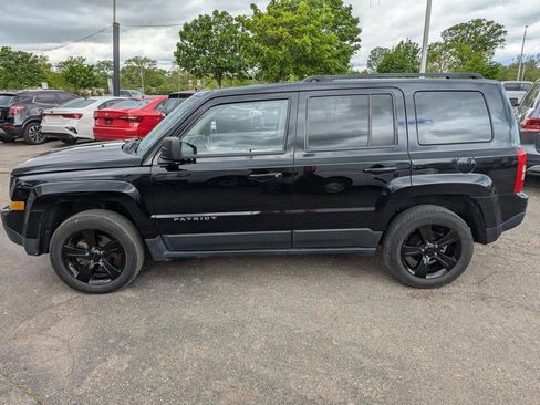 Used 2015 Jeep Patriot High Altitude image 4
