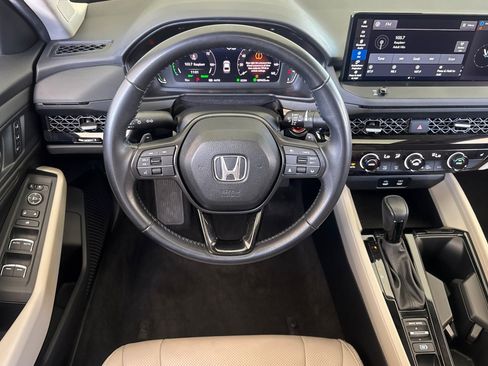 Used 2024 Honda Accord EX-L image 29