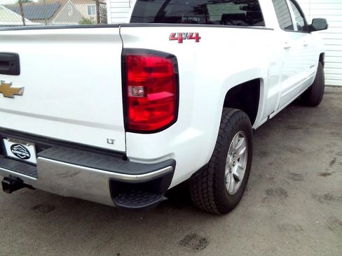 Used 2018 Chevrolet Silverado 1500 LT w/ Trailering Package AWD/4WD image 6
