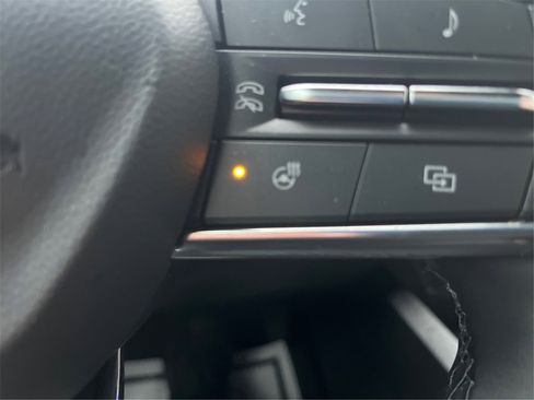 Used 2025 Chevrolet Equinox ACTIV w/ LPO, Floor Liner Package image 44